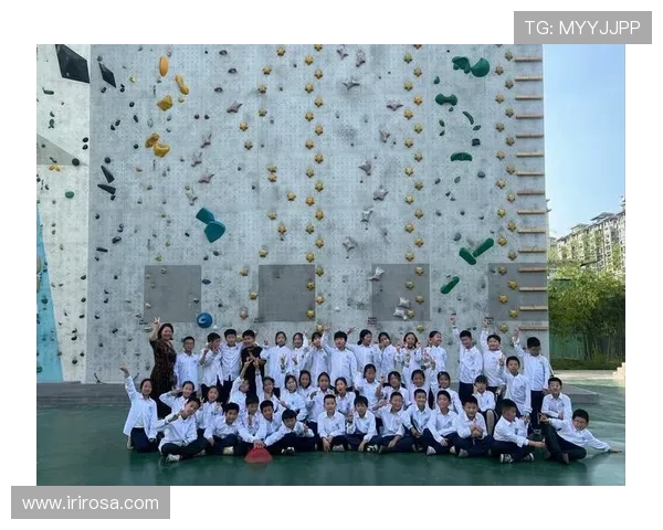 重庆攀岩队中路突破革新探索新高度与未来发展之路