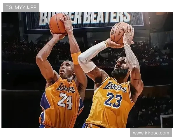 科比与詹姆斯的巅峰对决动漫风格精彩呈现篮球传奇的碰撞与荣耀