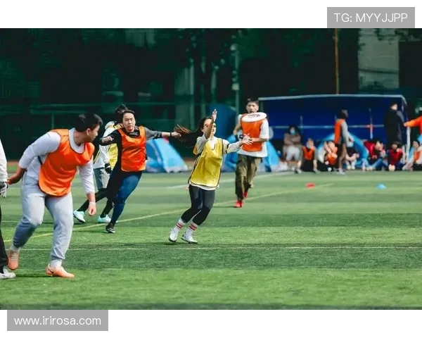 飞盘竞技的魅力:深入分析广州飞盘队的战术与策略 飞盘竞技的魅力:深入分析广州飞盘队的战术与策略